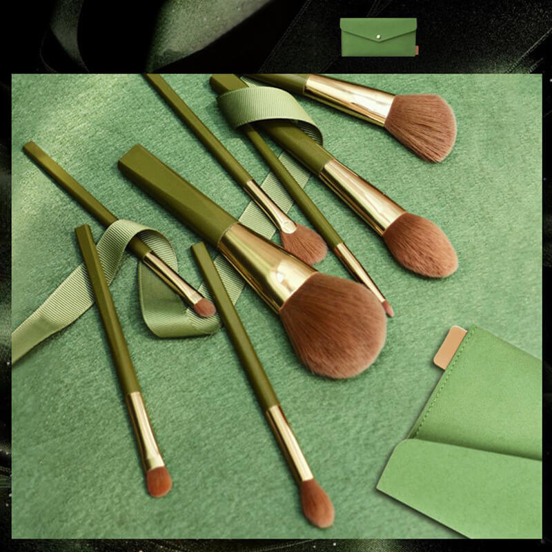 8pcs Soft Green Shimmering Makeup Brush | Best Affordable Makeup Brushes