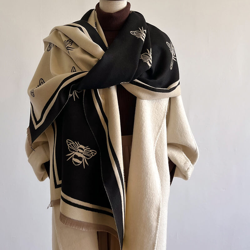 Fashionable Bee Pattern Wrap Scarf For Winter | Bee Print Scarf