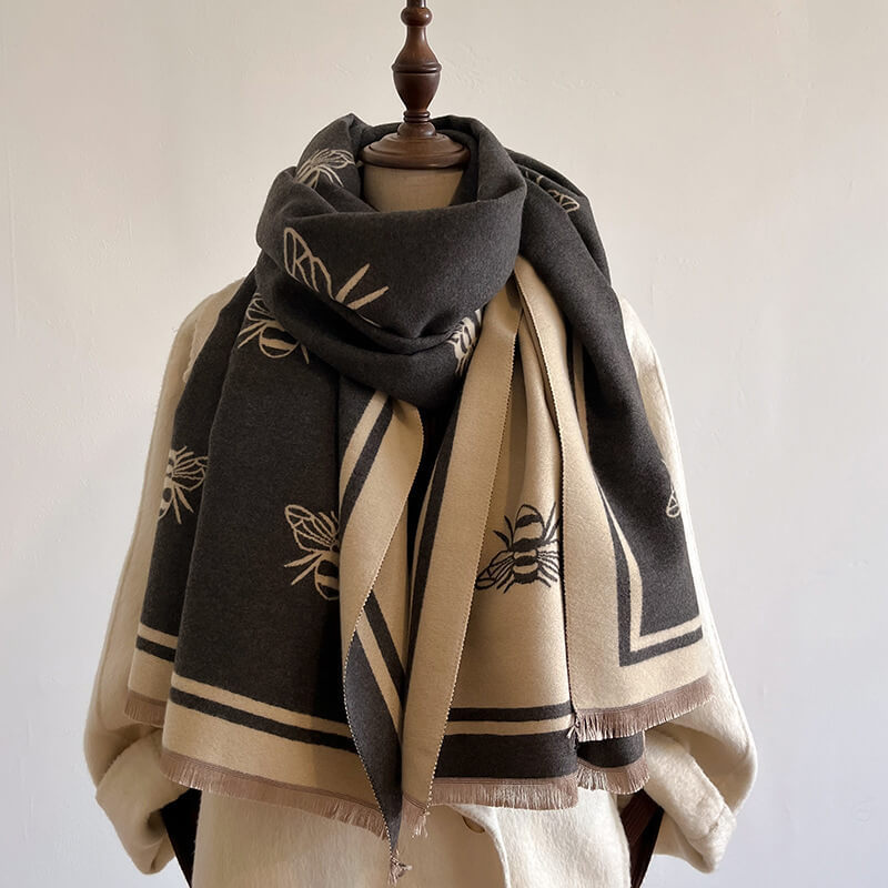 Fashionable Bee Pattern Wrap Scarf For Winter | Bee Print Scarf