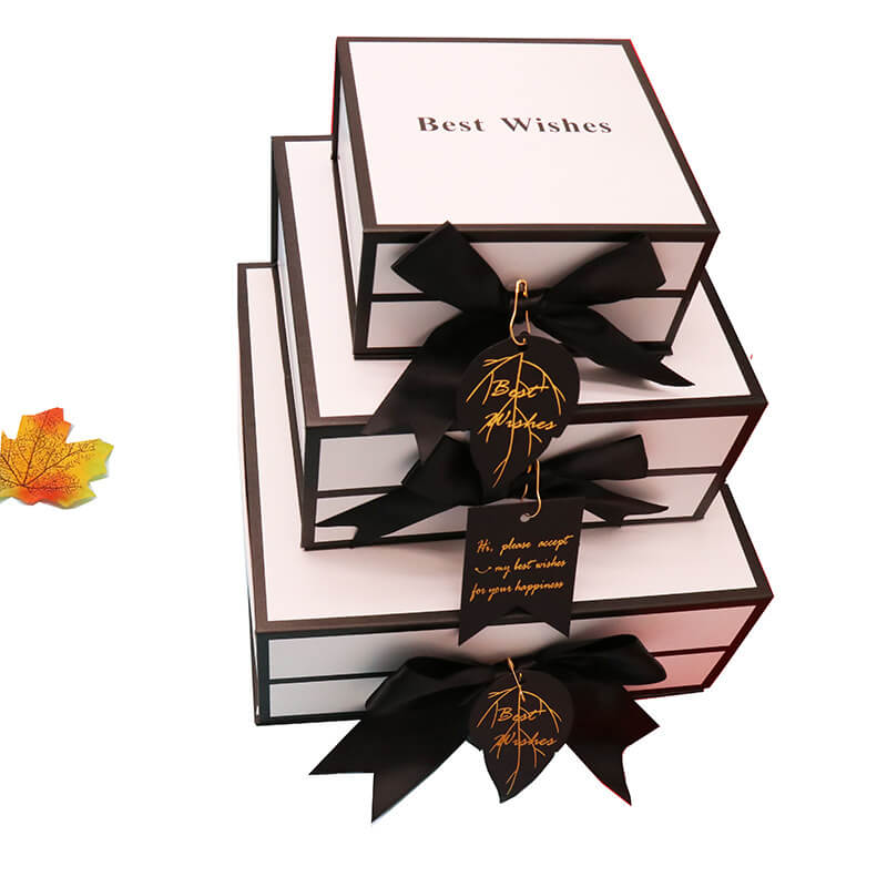 White Clamshell Gift Box For Lipstick Packaging | Clamshell Gift Box