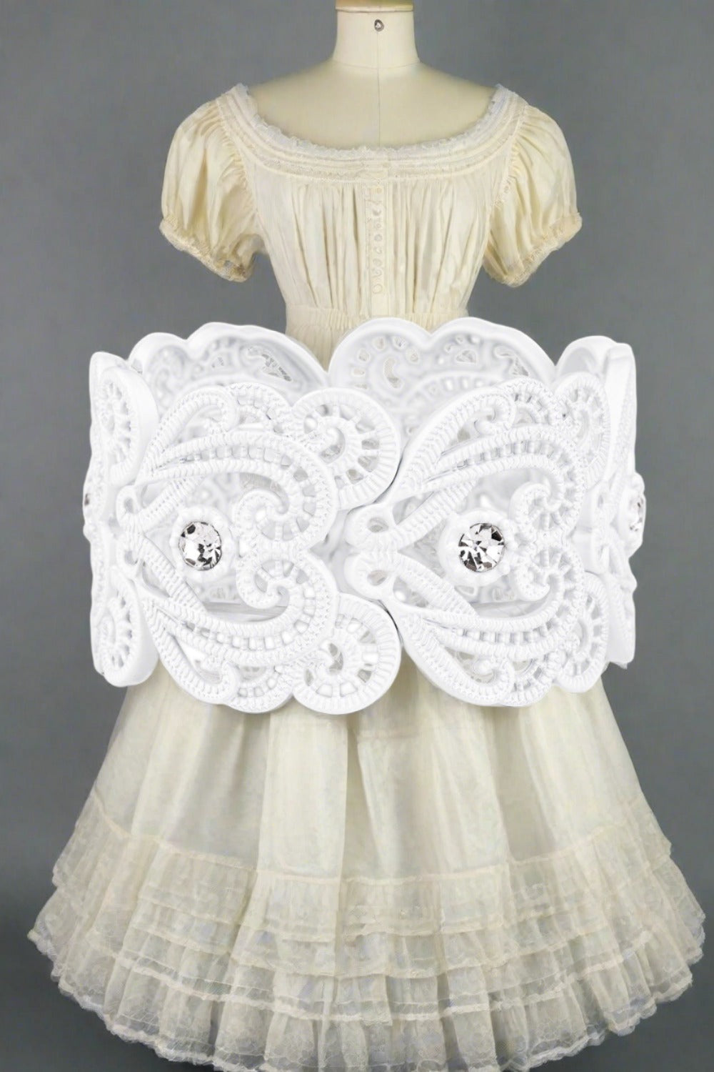 Vintage Romance - White