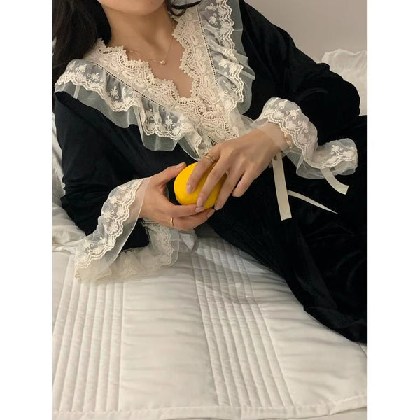 Luxury Brand Designer Clothing Sleepwear Women Pajama Sets Korean Vintage V-Neck Lace Long Sleeve Loungewear Nightwear Suits