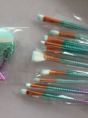 A Set of 11 Gorgeous Mermaid Makeup Brushes Family