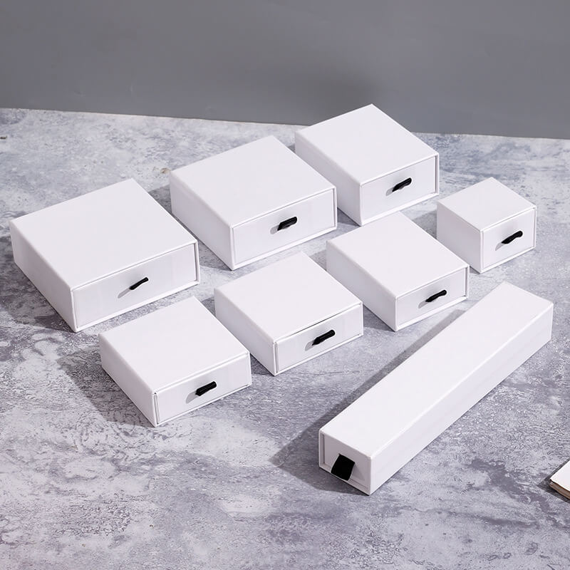 Adjustable Compartment Jewelry Box | Compostable Jewelry Packaging