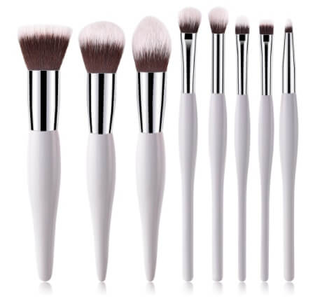  Essential Eyeshadow Brushes For Beginners | Makeup Brush Holder Ideas