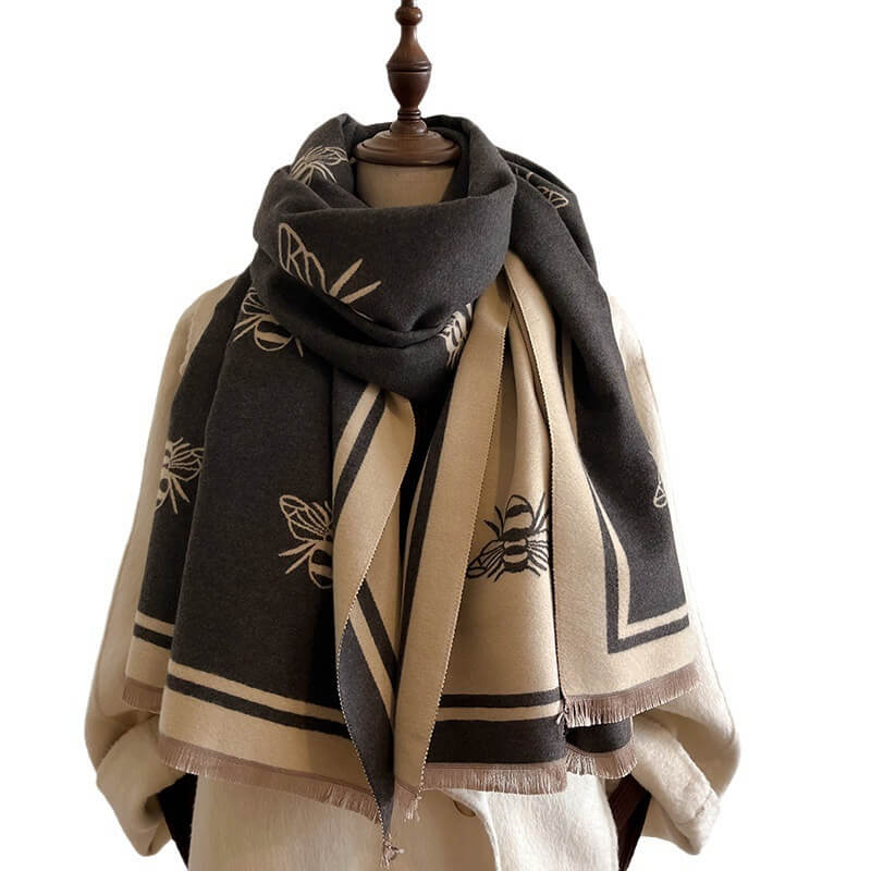 Fashionable Bee Pattern Wrap Scarf For Winter  |  Bee Print Scarf