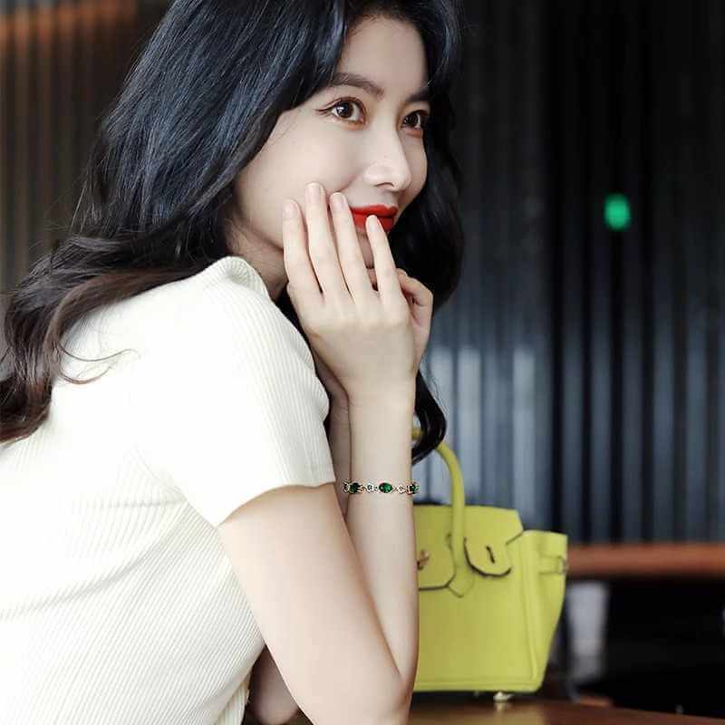 High-Grade Emerald Bracelet For Women  Exquisite Emerald Bracelet