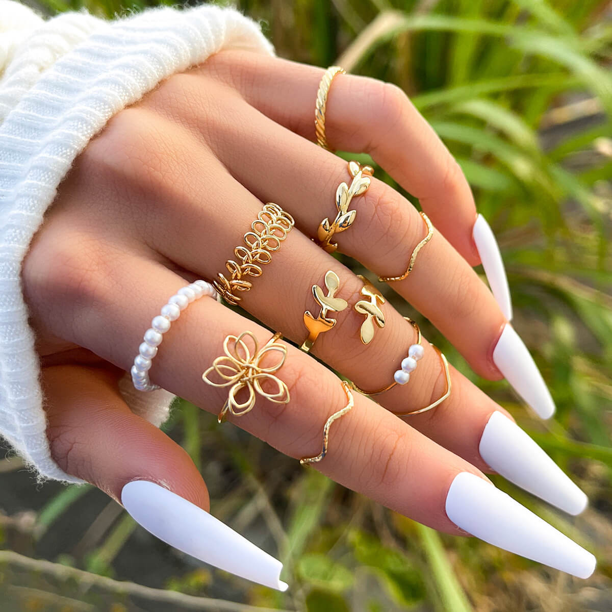 Simple Openwork Flower Band Ring | Glossy Floral Ring For Women