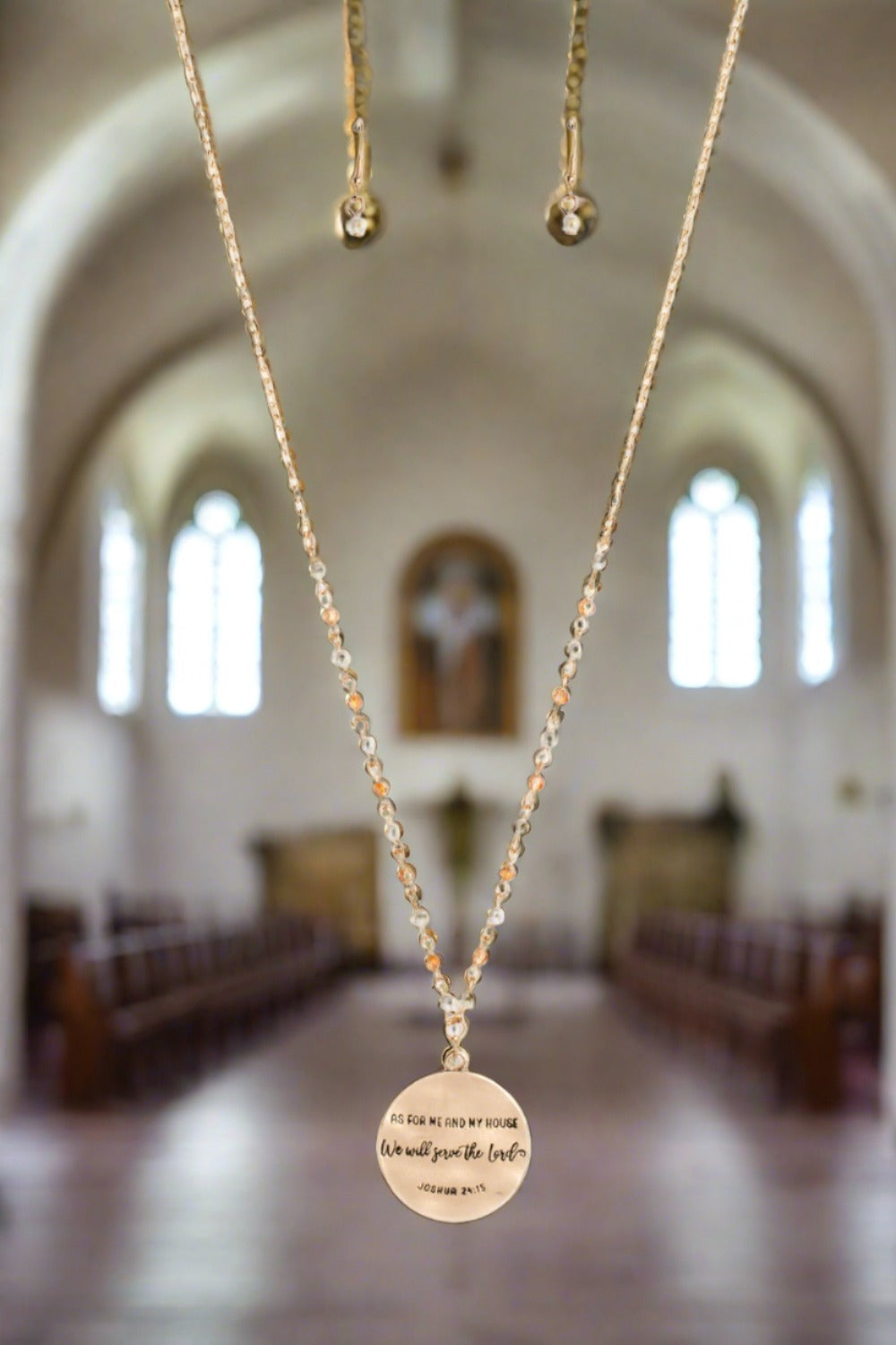 Serving the Lord - Gold