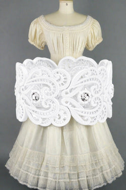 Vintage Romance - White